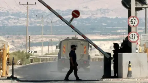Two Persons Killed in Incident Near West Bank-Jordan Border Crossing, Israeli Military Reports