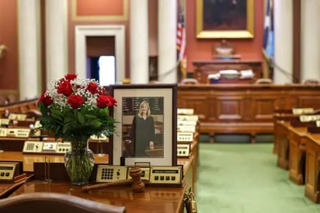 Minnesota Residents Head to Election Sites to Fill Seat of Slain Legislator