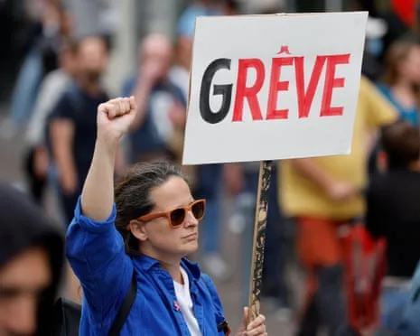 France Bracing for Major Protest Action Amid Deepening Political Turmoil